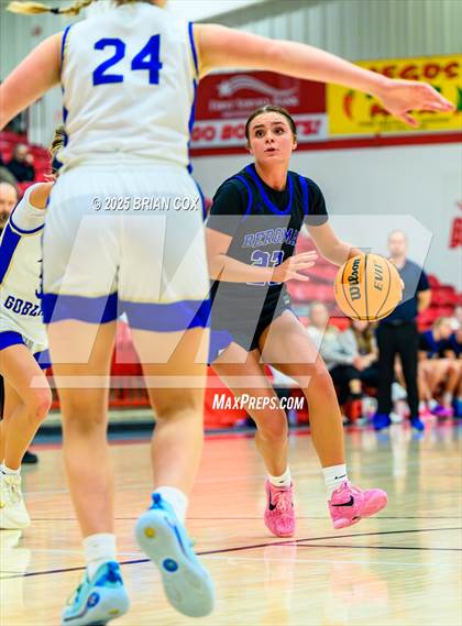 Thumbnail 3 in Harrison vs Bergman (Billy Ply Classic) photogallery.