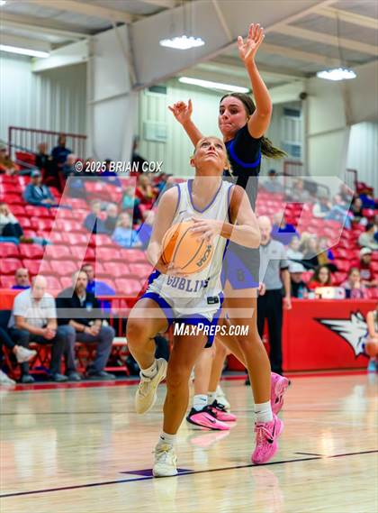 Thumbnail 3 in Harrison vs Bergman (Billy Ply Classic) photogallery.