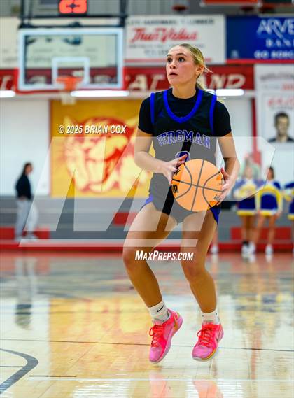 Thumbnail 2 in Harrison vs Bergman (Billy Ply Classic) photogallery.