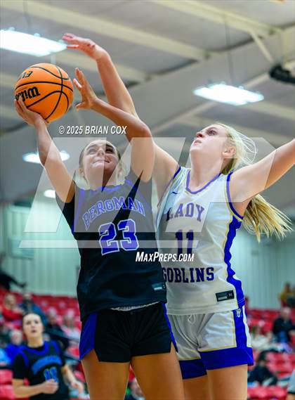 Thumbnail 1 in Harrison vs Bergman (Billy Ply Classic) photogallery.