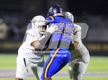 Thumbnail 1 in Orange Vista vs Warren photogallery.