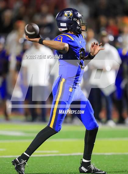 Thumbnail 3 in Orange Vista vs Warren photogallery.