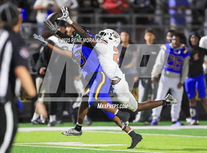 Thumbnail 1 in Orange Vista vs Warren photogallery.