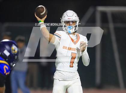 Thumbnail 2 in Orange Vista vs Warren photogallery.