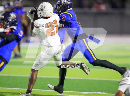 Thumbnail 1 in Orange Vista vs Warren photogallery.