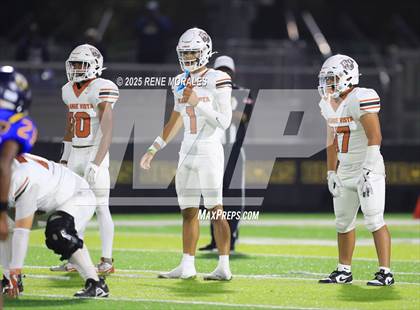 Thumbnail 3 in Orange Vista vs Warren photogallery.