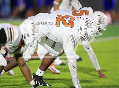 Thumbnail 2 in Orange Vista vs Warren photogallery.