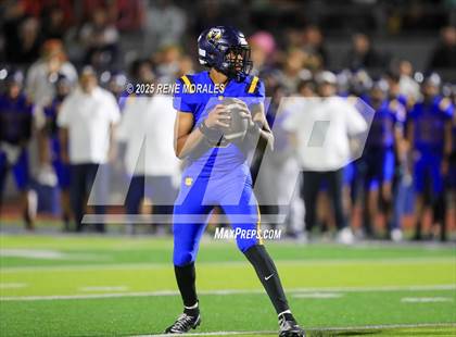 Thumbnail 2 in Orange Vista vs Warren photogallery.