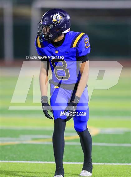 Thumbnail 2 in Orange Vista vs Warren photogallery.