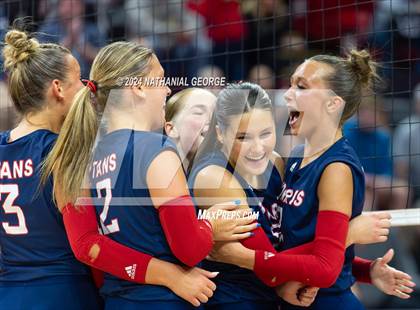 Thumbnail 3 in Norris vs. Skutt Catholic (NSAA Class B Final) photogallery.