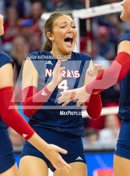 Thumbnail 3 in Norris vs. Skutt Catholic (NSAA Class B Final) photogallery.