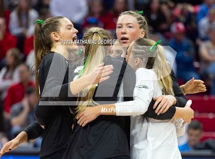 Thumbnail 2 in Norris vs. Skutt Catholic (NSAA Class B Final) photogallery.