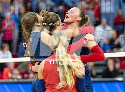 Thumbnail 3 in Norris vs. Skutt Catholic (NSAA Class B Final) photogallery.