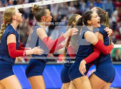 Thumbnail 1 in Norris vs. Skutt Catholic (NSAA Class B Final) photogallery.