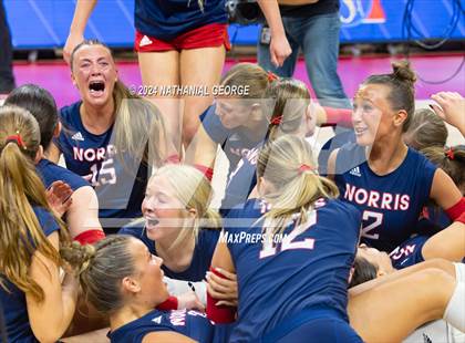 Thumbnail 2 in Norris vs. Skutt Catholic (NSAA Class B Final) photogallery.