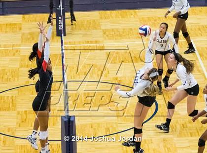 Thumbnail 3 in Clark vs. Churchill photogallery.