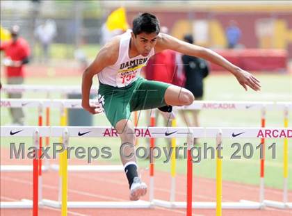 Thumbnail 2 in 44th Arcadia Invitational photogallery.