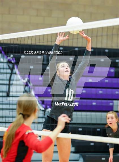 Thumbnail 2 in D'Evelyn vs. Coronado (CHSAA 4A Region 8 Playoff) photogallery.