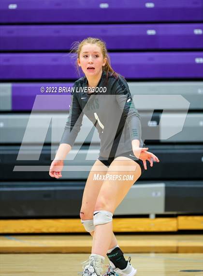 Thumbnail 1 in D'Evelyn vs. Coronado (CHSAA 4A Region 8 Playoff) photogallery.