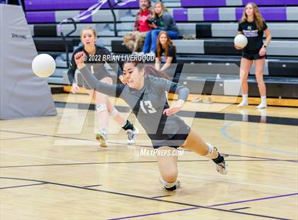 Thumbnail 2 in D'Evelyn vs. Coronado (CHSAA 4A Region 8 Playoff) photogallery.