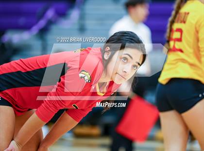 Thumbnail 3 in D'Evelyn vs. Coronado (CHSAA 4A Region 8 Playoff) photogallery.