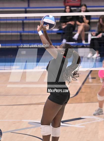 Thumbnail 1 in Cardinal Newman vs North Myrtle Beach (Dorman Tournament of Champions) photogallery.