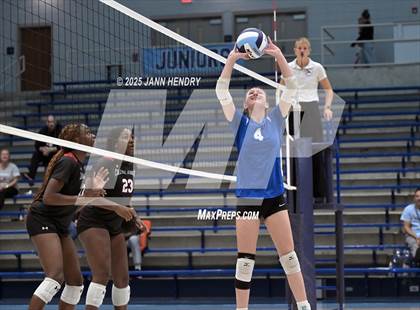 Thumbnail 2 in Cardinal Newman vs North Myrtle Beach (Dorman Tournament of Champions) photogallery.