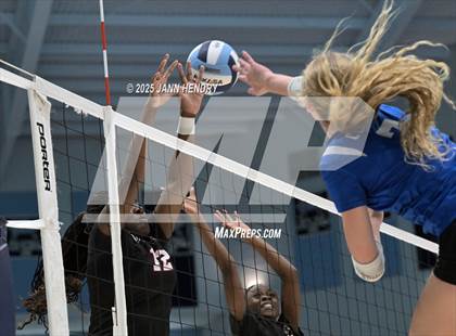 Thumbnail 3 in Cardinal Newman vs North Myrtle Beach (Dorman Tournament of Champions) photogallery.