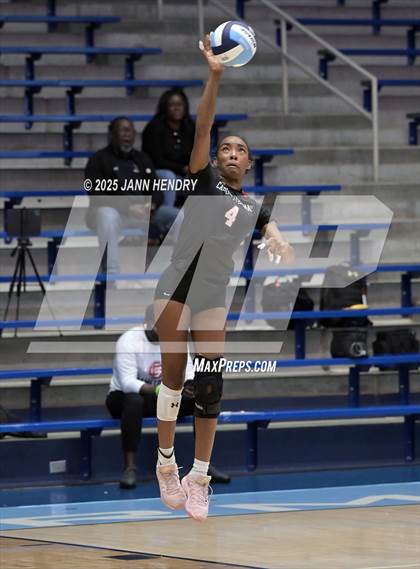 Thumbnail 1 in Cardinal Newman vs North Myrtle Beach (Dorman Tournament of Champions) photogallery.