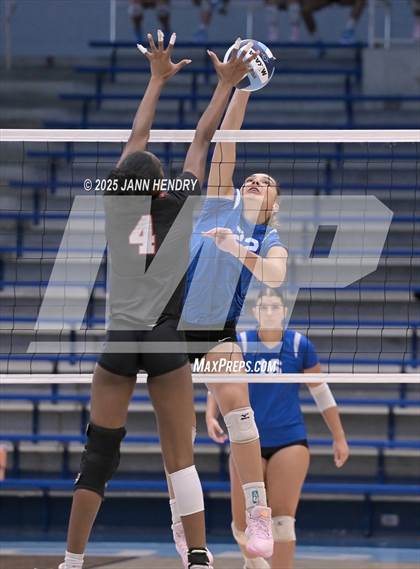 Thumbnail 1 in Cardinal Newman vs North Myrtle Beach (Dorman Tournament of Champions) photogallery.