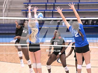 Thumbnail 3 in Cardinal Newman vs North Myrtle Beach (Dorman Tournament of Champions) photogallery.