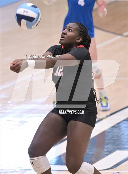 Thumbnail 2 in Cardinal Newman vs North Myrtle Beach (Dorman Tournament of Champions) photogallery.