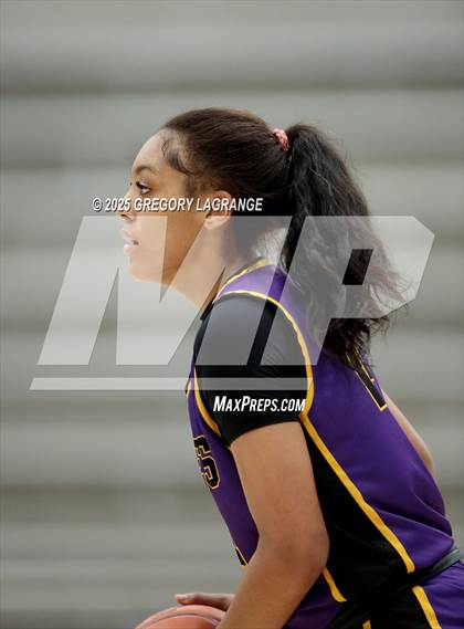 Thumbnail 2 in Richardson vs Flower Mound (UIL 6A Area Playoffs Division1) photogallery.