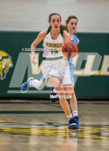 Thumbnail 2 in Loudoun Valley vs Millbrook (VHSL Region 4C Championship) photogallery.