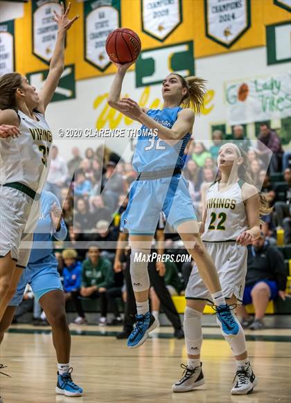 Thumbnail 3 in Loudoun Valley vs Millbrook (VHSL Region 4C Championship) photogallery.
