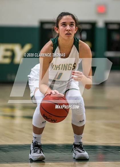 Thumbnail 2 in Loudoun Valley vs Millbrook (VHSL Region 4C Championship) photogallery.