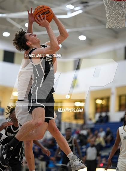 Thumbnail 1 in Sequoyah @ River Ridge photogallery.