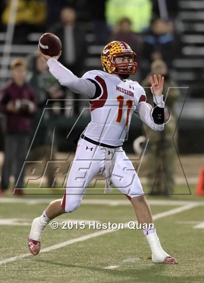 Thumbnail 3 in Bellarmine College Prep vs. Mission Viejo (CIF State Division 1-AA Final) photogallery.