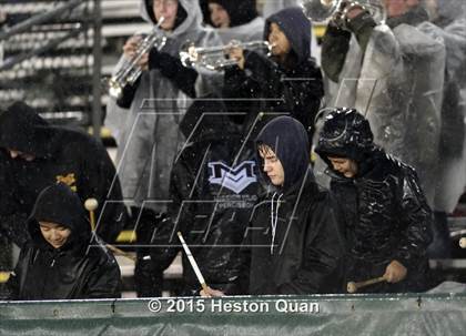 Thumbnail 2 in Bellarmine College Prep vs. Mission Viejo (CIF State Division 1-AA Final) photogallery.