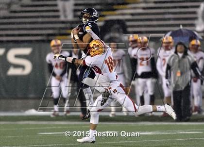 Thumbnail 2 in Bellarmine College Prep vs. Mission Viejo (CIF State Division 1-AA Final) photogallery.