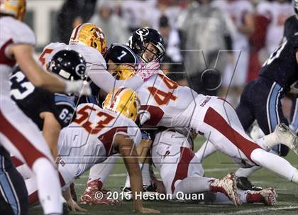 Thumbnail 1 in Bellarmine College Prep vs. Mission Viejo (CIF State Division 1-AA Final) photogallery.