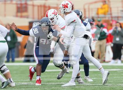 Thumbnail 2 in The Woodlands vs. Allen (UIL 6A Division 1 Semifinal) photogallery.