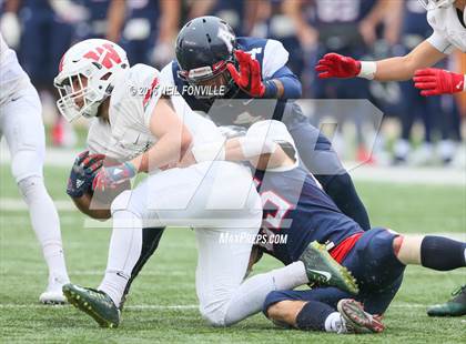 Thumbnail 3 in The Woodlands vs. Allen (UIL 6A Division 1 Semifinal) photogallery.