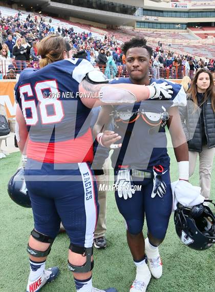 Thumbnail 1 in The Woodlands vs. Allen (UIL 6A Division 1 Semifinal) photogallery.