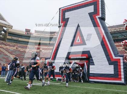 Thumbnail 3 in The Woodlands vs. Allen (UIL 6A Division 1 Semifinal) photogallery.