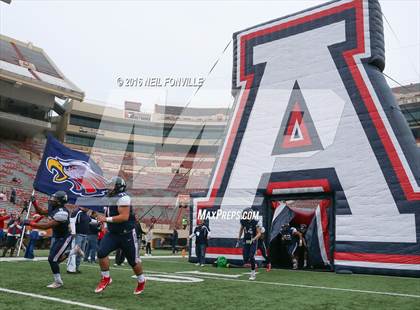 Thumbnail 2 in The Woodlands vs. Allen (UIL 6A Division 1 Semifinal) photogallery.