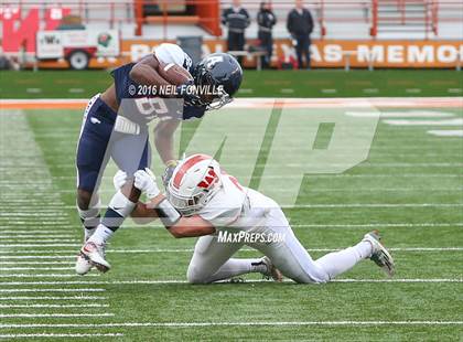 Thumbnail 2 in The Woodlands vs. Allen (UIL 6A Division 1 Semifinal) photogallery.