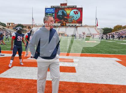 Thumbnail 3 in The Woodlands vs. Allen (UIL 6A Division 1 Semifinal) photogallery.