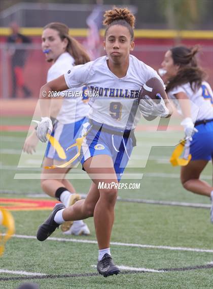 Thumbnail 2 in Grossmont vs. Cathedral Catholic (Honor Bowl) photogallery.