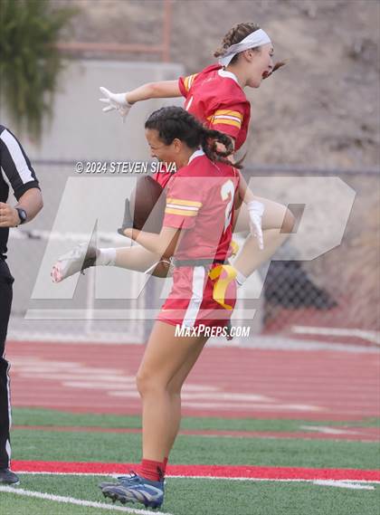Thumbnail 3 in Grossmont vs. Cathedral Catholic (Honor Bowl) photogallery.